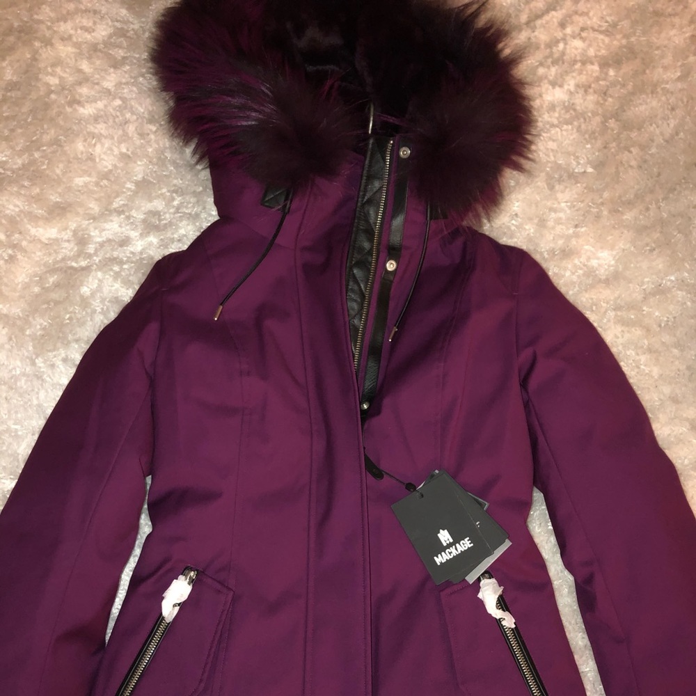 Mackage Larysa